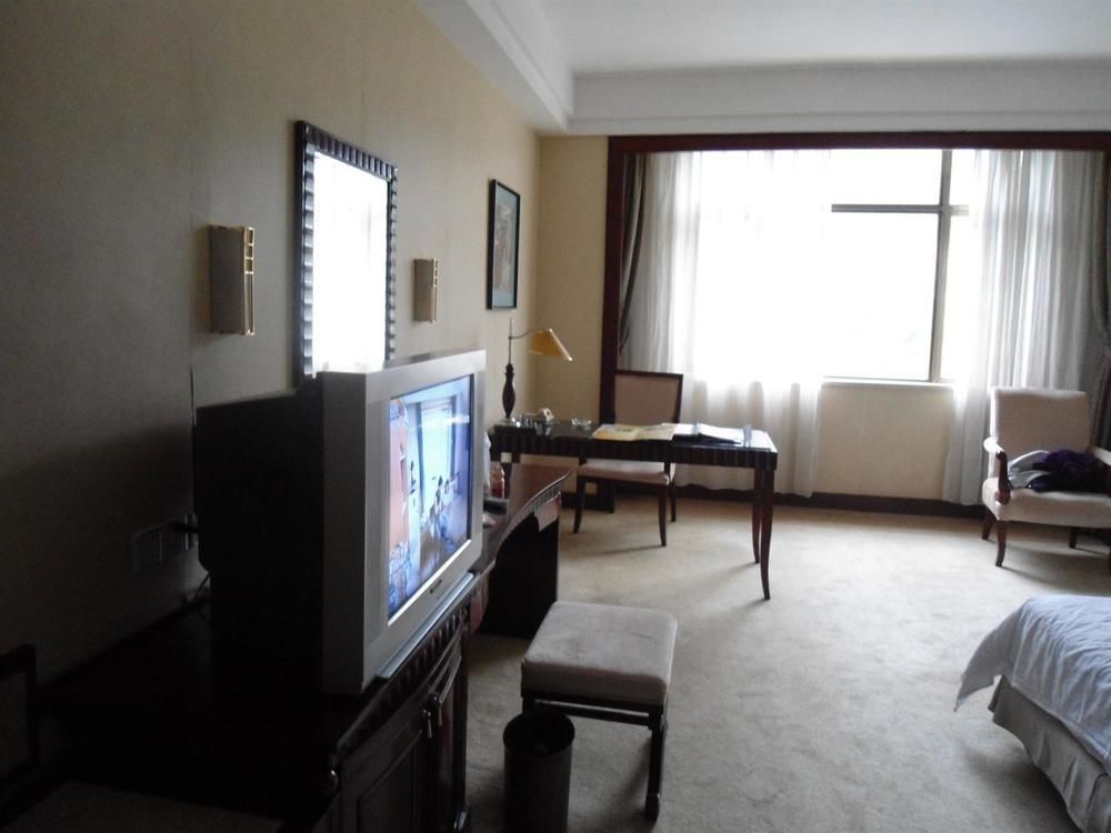 Phoenix Hotel Wuyi Jiangmen Exterior photo