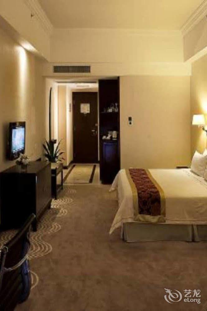 Phoenix Hotel Wuyi Jiangmen Exterior photo